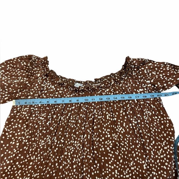She + Sky Brown Polka Dot Off the Shoulder Silky Blouse Romantic Women’s Large - Picture 8 of 9